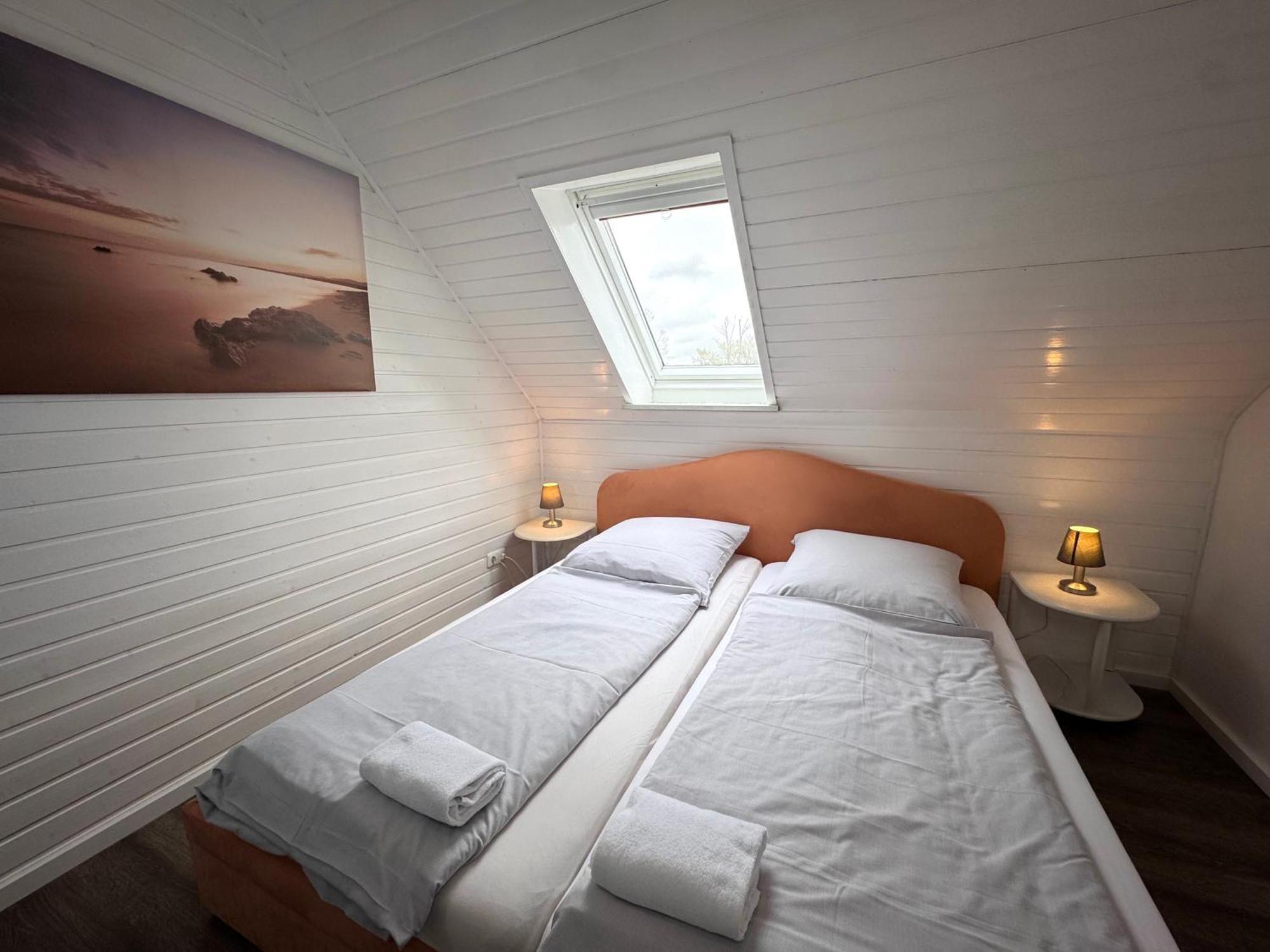 Landhaus Nordsee-Peerhuus Friedrichskoog Buitenkant foto