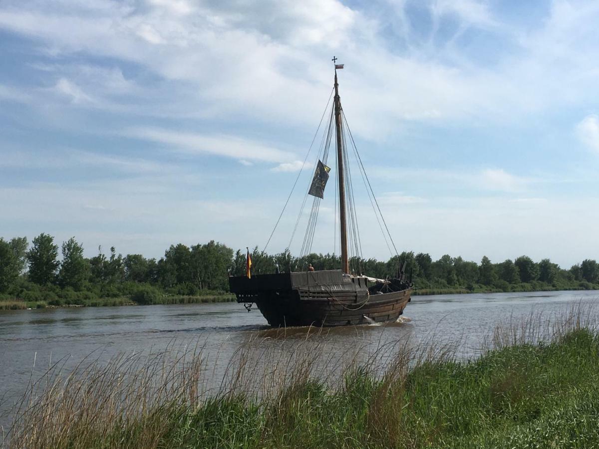 Landhaus Nordsee-Peerhuus Friedrichskoog Buitenkant foto